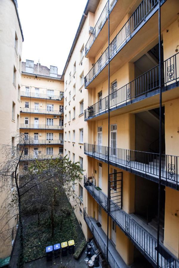 Riverside Apartment In Downtown Budapeste Exterior foto